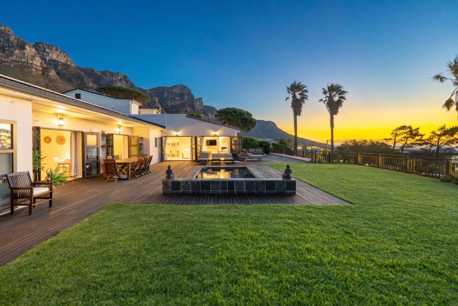 6 Bedroom Property for Sale in Camps Bay Western Cape